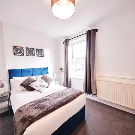 Prázdninový dům Aspen, 3 Bedrooms With Parking Birmingham